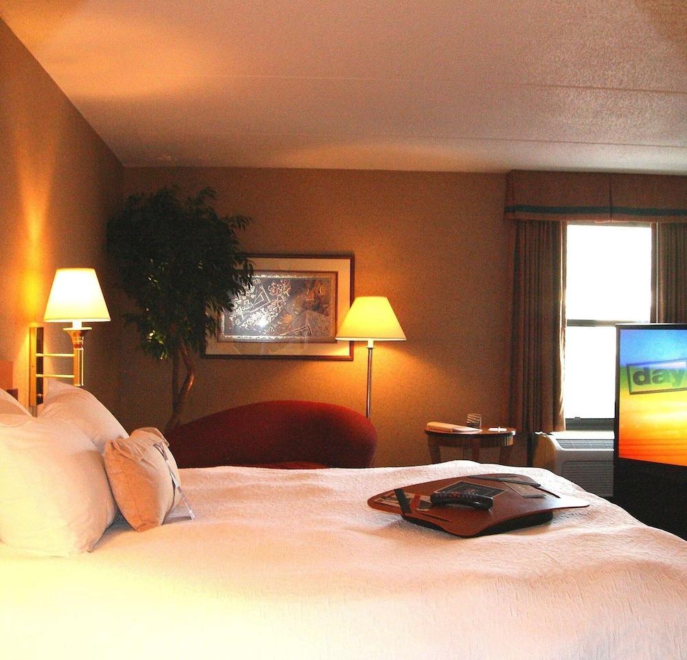 Hampton Inn Сеймур Экстерьер фото