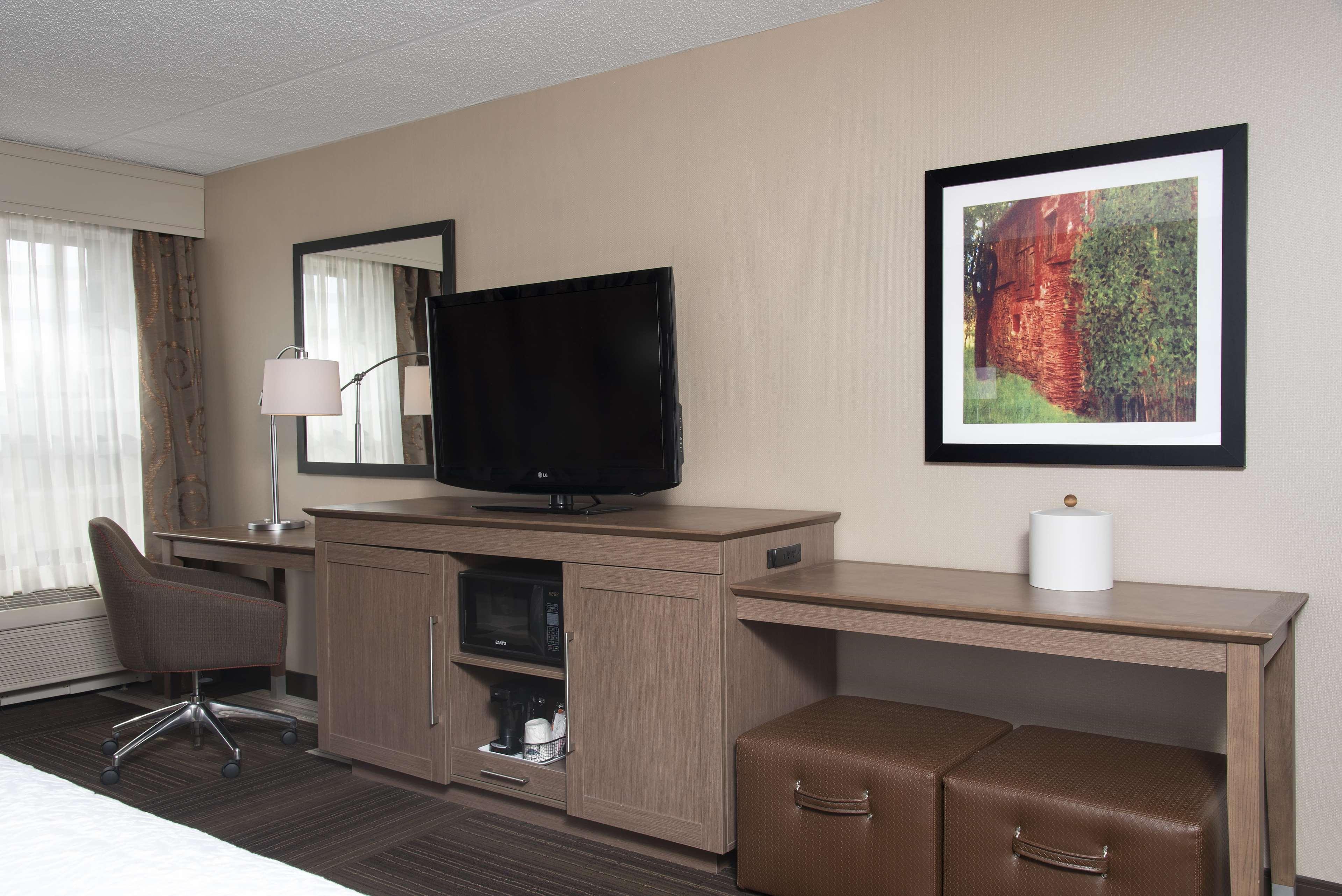 Hampton Inn Сеймур Экстерьер фото