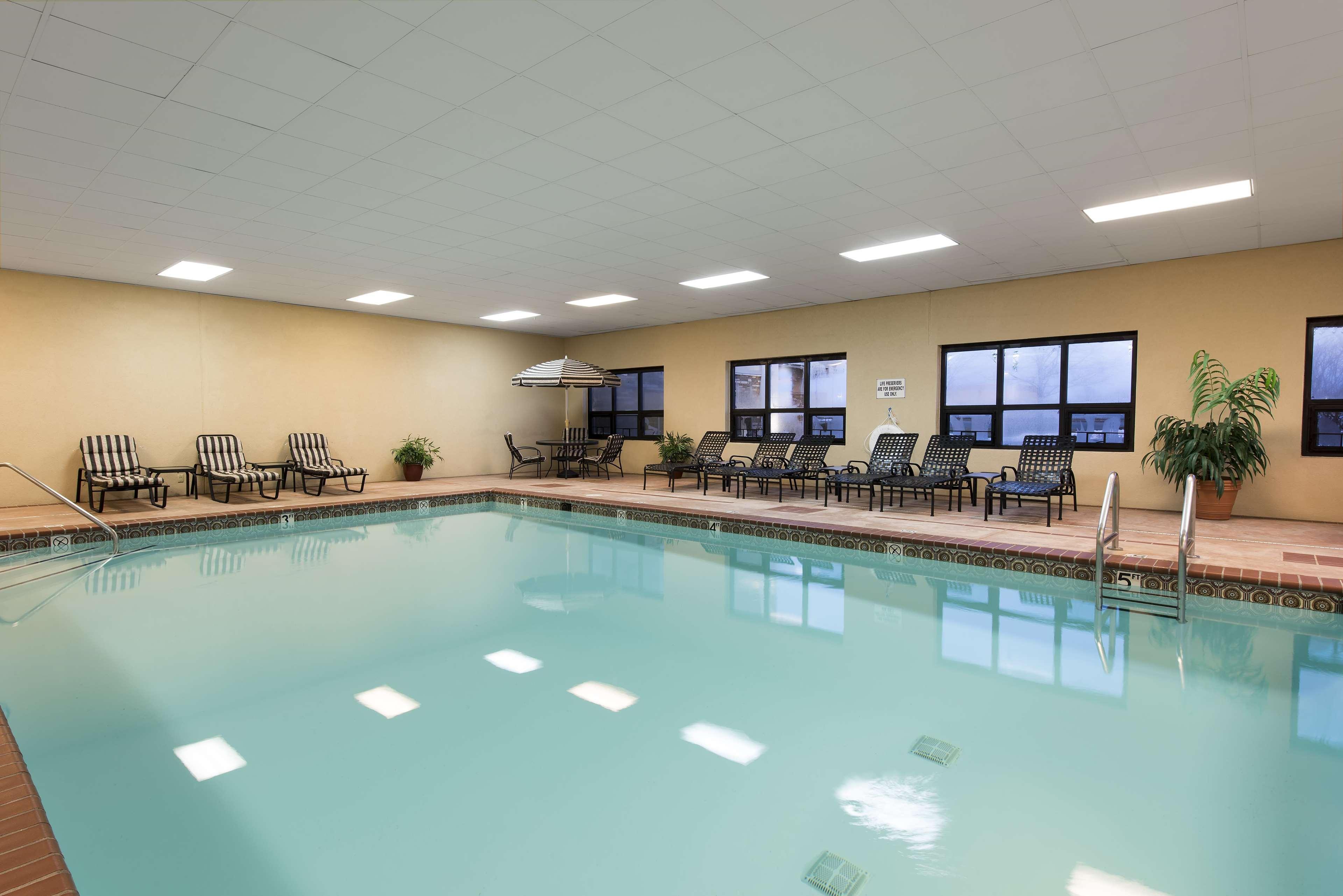 Hampton Inn Сеймур Экстерьер фото