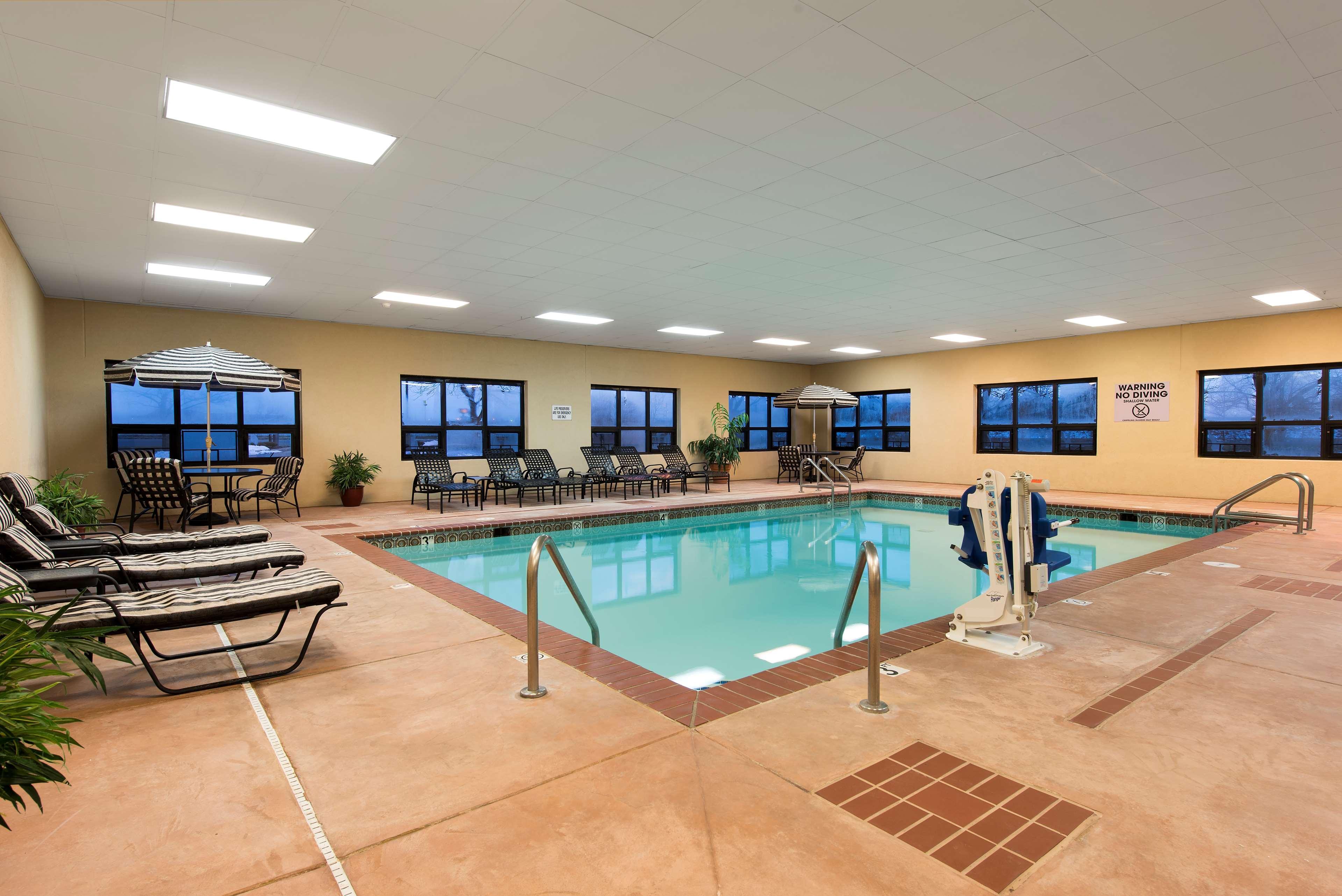 Hampton Inn Сеймур Экстерьер фото