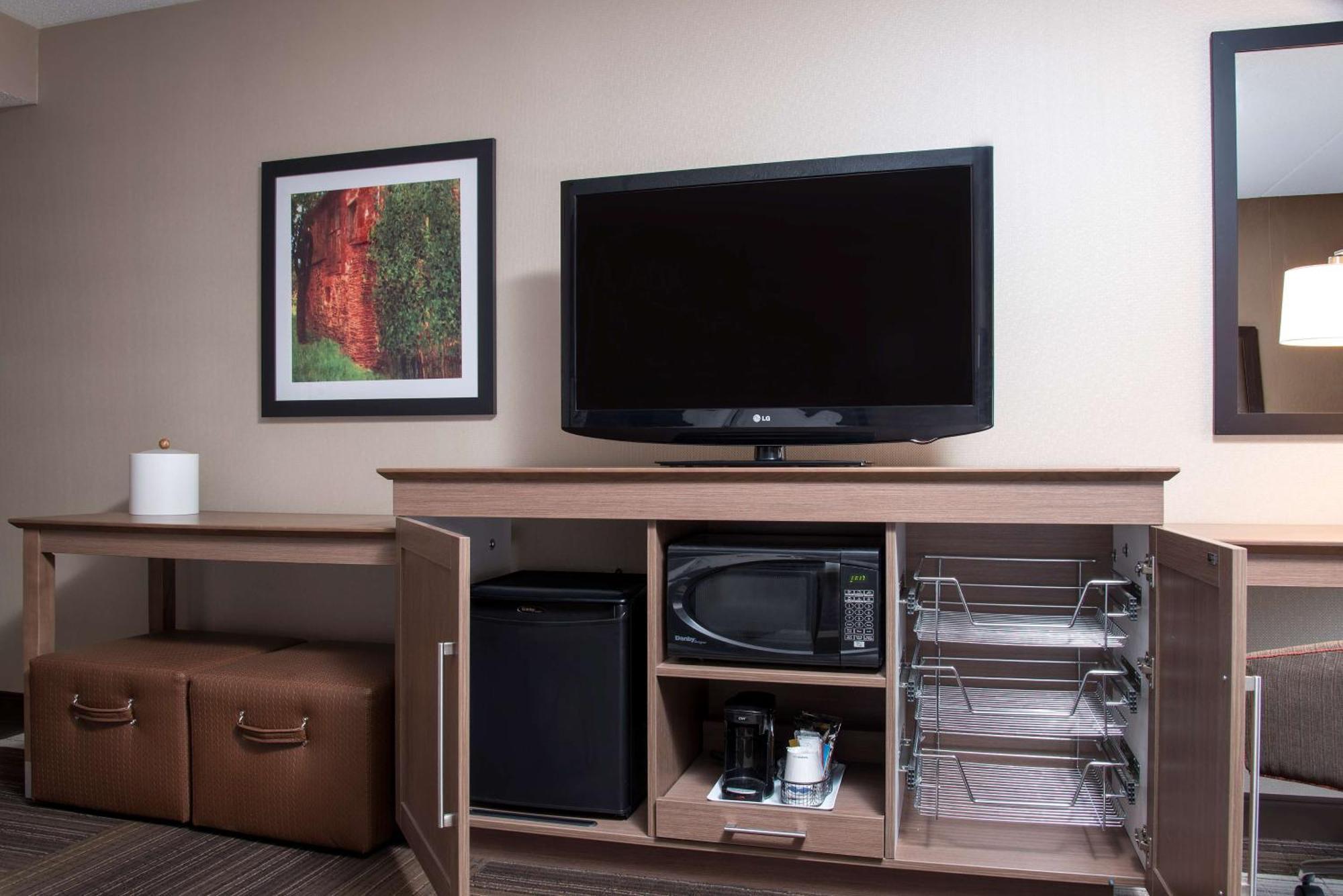 Hampton Inn Сеймур Экстерьер фото